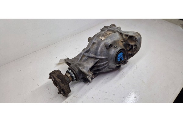 Diferencial trasero BMW Serie 5 F10 F11 7584450 usado 3