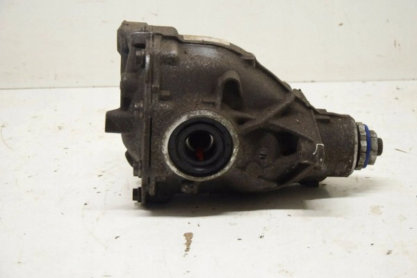 Diferencial trasero BMW X3 G01 8643137 usado 4