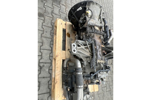 Caja de cambios Mercedes Actros MP4 G211-12 con retarder usado 3