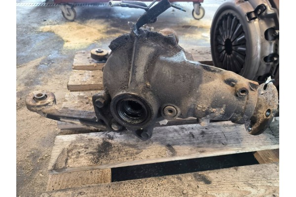 Diferencial delantero 2.5 D-4D Toyota Hilux Vii Lift usado 2