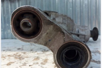 BRIDGE DYFER FRONT MERCEDES X W470 OE 4MATIC 4703303000 Catalog number of the part 4703303000