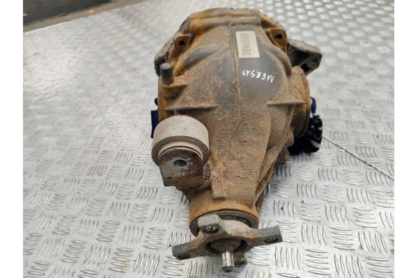 Reductor trasero Mercedes-Benz E (W212) 212350704 2.14L híbrido 150kW 2013 usado 4