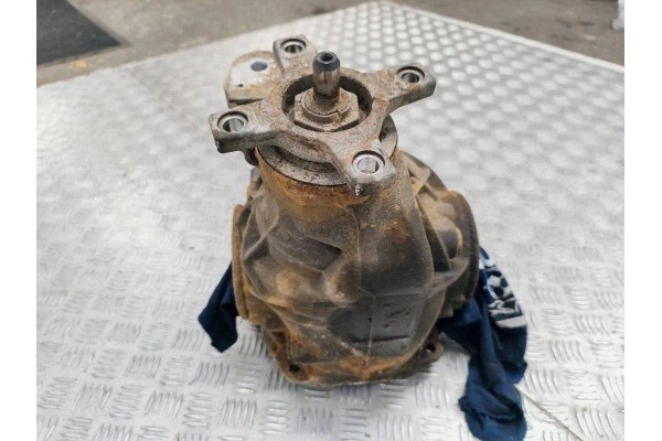 Reductor trasero Mercedes-Benz E (W212) 212350704 2.14L híbrido 150kW 2013 usado 5