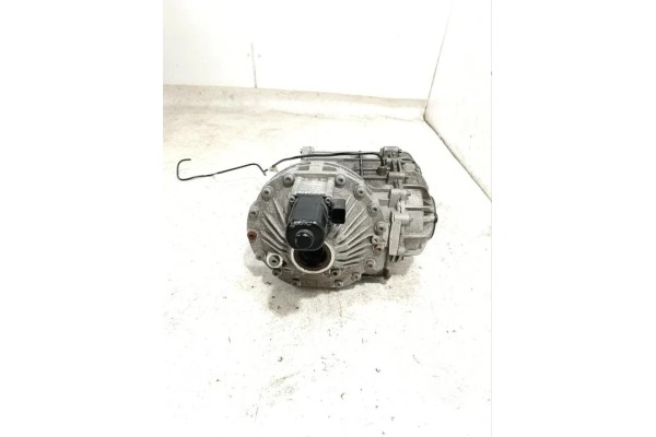 Reductor trasero Aston Martin Vantage Coupe 311073AB 2019 usado 2