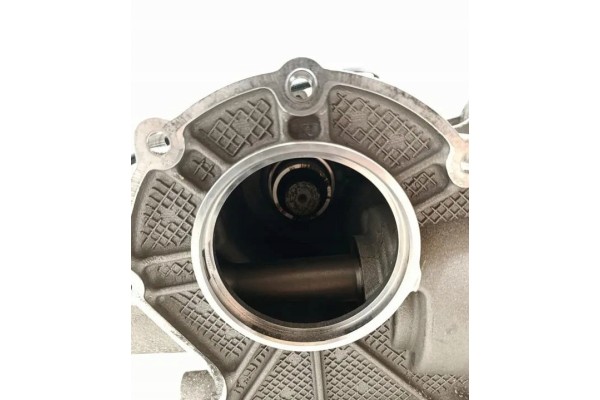 Reductor trasero Aston Martin Vantage Coupe 311073AB 2019 usado 8