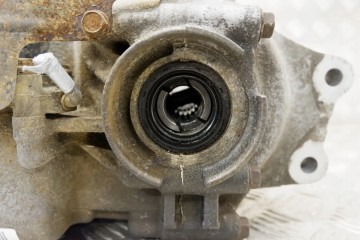 Rear reducer HONDA CR V IV RM_ GR7W2017107 2 2L diesel 110kW 2014 Catalog number of the part GR7W2017107