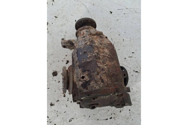 Reductor trasero BMW Serie 3 (E90) 7529108 2.5L gasolina 160kW 2006 usado 6