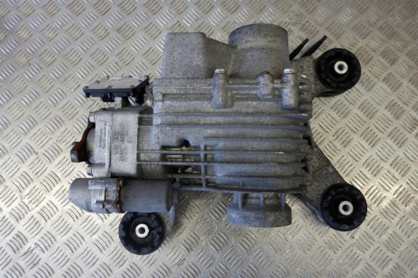 Reductor trasero Audi Q3 (8U) 0AY907554J 2.0L diésel 110kW 2016 usado 2
