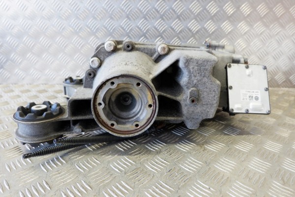 Reductor trasero Audi Q3 (8U) 0AY907554J 2.0L diésel 110kW 2016 usado 7