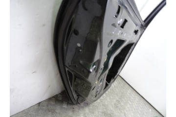 NEGRA PUERTA TRASERA IZQUIERDA RENAULT MEGANE II BERLINA 5P Authentique 2005 NEGRA 203129 RENAULT - 1