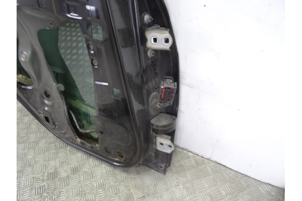 NEGRA PUERTA TRASERA IZQUIERDA RENAULT MEGANE II BERLINA 5P