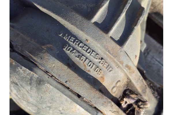 Centro de Puente Diferencial Mercedes Sprinter W901-W904 / VW LT A9043510105 35/8 usado 3