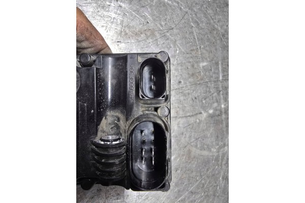 Módulo Controlador de Diferencial Puente VW Skoda Haldex 0CQ907554H usado 2