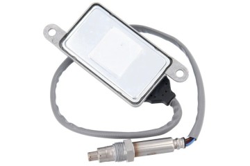 SENSOR NOX INJECTION OF UREA MERCEDES 008 153 9828 Car type cargo vans passenger cars