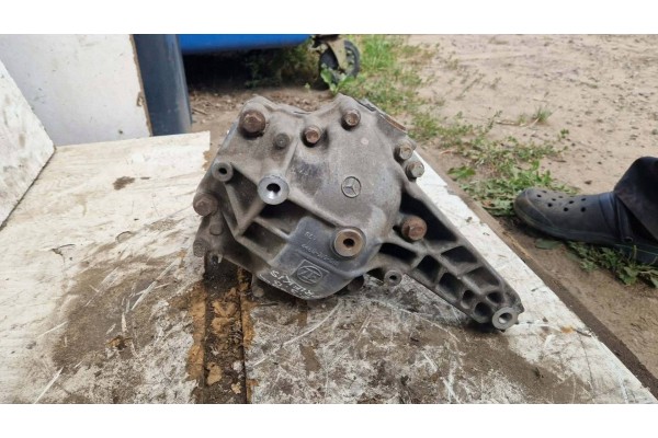 Diferencial delantero Mercedes-Benz ML W163 4460310010 usado 5