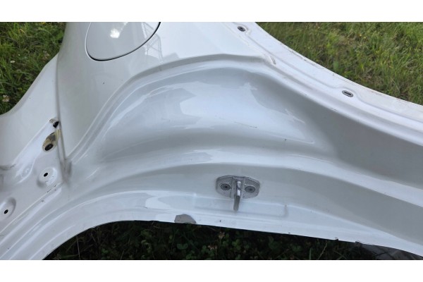 Aleta Trasera Izquierda Blanco Perla Qab Infiniti Q30 QX30 usado 4