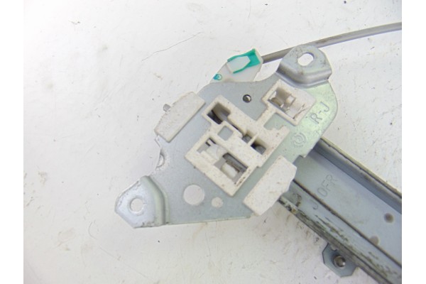 2 PIN ELEVALUNAS DELANTERO DERECHO NISSAN NV200 /EVALIA (M20/M) Kombi Comfort 2010 2 PIN 204508 NISSAN - 4