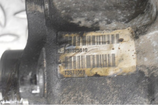 Reductor delantero Volvo XC90 II 3571069 25303293 2.0L 165kW 2015 usado 9