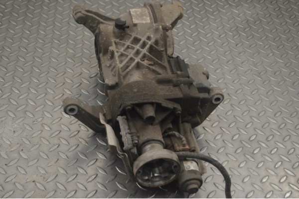 Reductor trasero Land Rover Range Rover Evoque (L538) 10390175 25273160 2.0L usado 5