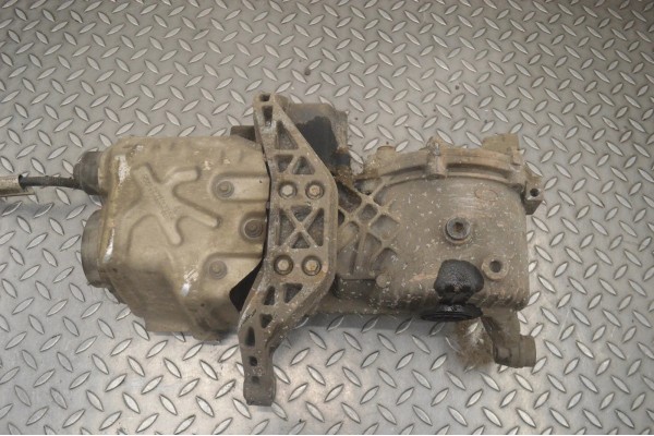 Reductor trasero Land Rover Range Rover Evoque (L538) 10390175 25273160 2.0L usado 7
