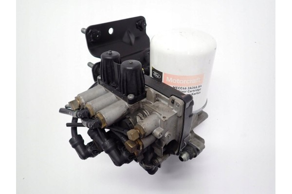 Válvula de Secador de Aire Multiválvula JC46-2A131-BB Ford F-Max 23R usado 2