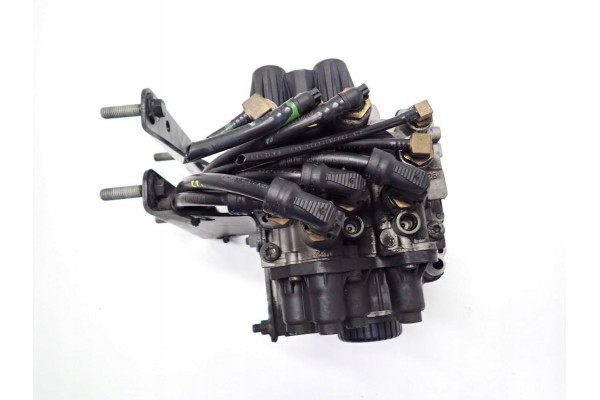 Válvula de Secador de Aire Multiválvula JC46-2A131-BB Ford F-Max 23R usado 6