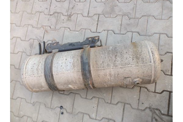 Depósito de Aire Montado en la Parte Trasera del Bastidor para Volvo FH FM 4 Fmx usado 3