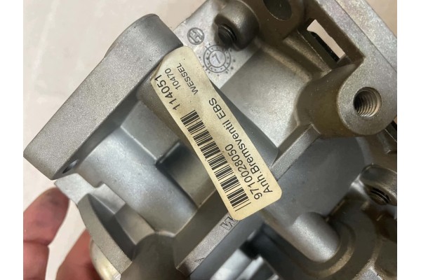 Válvula Principal de Remolque Ebs Wabco 9710028050 nuevo 7
