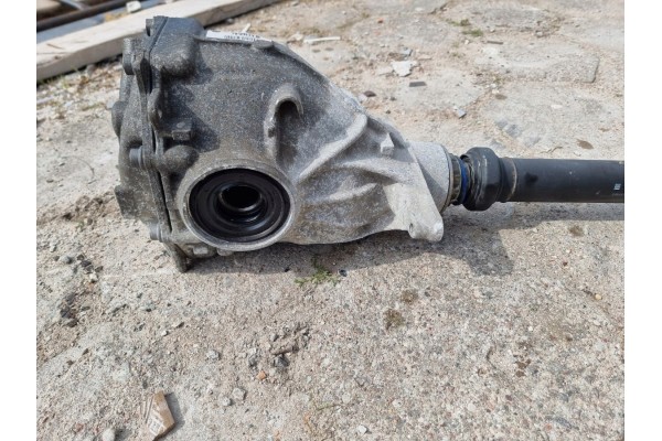 Eje de transmisión trasero diferencial BMW Serie 5 G30 XE usado 3