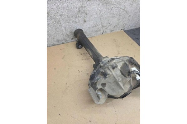 Reductor delantero Land Rover CPLA3017AE 4.37L diésel 250kW 2014 usado 3
