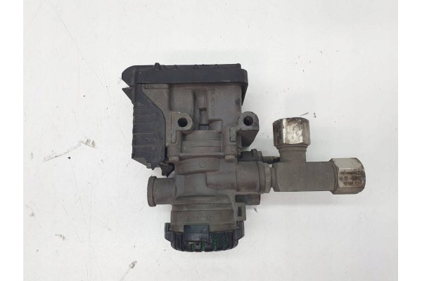 Válvula Modulatora Ebs ABS Ford F-Max 500 Euro 6 K102878 usado 2