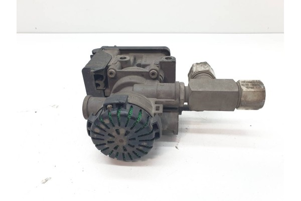 Válvula Modulatora Ebs ABS Ford F-Max 500 Euro 6 K102878 usado 3