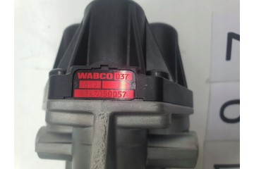 4 circuit valve Wabco 9347050050 Mercedes Actros A 0034315406 A 0034315706 Part manufacturer no brand