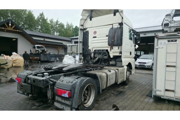 Válvula de freno principal Man Tgx I 18.480 Euro 6 13XH843 K039569 81521306298 4x2 usado 5
