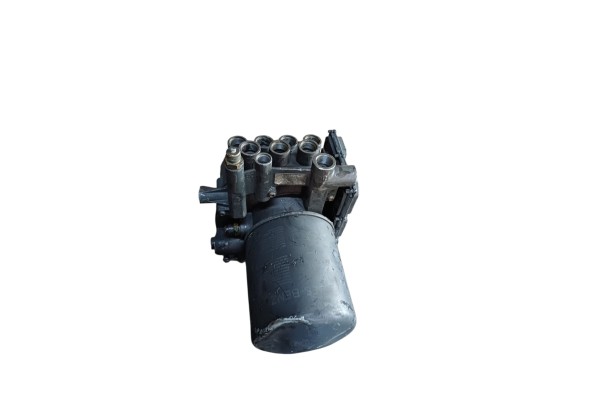 VALVE DEHUMIDIFIER BASE MERCEDES ACTROS MP4 A0004465664 Car type buses trucks cargo vans