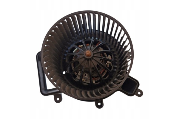 BLOWER FAN PEUGEOT 5008 3008 CITROEN DS5 DOG OE 6441CP Catalog number of the part PSA OE 6441CP PSA