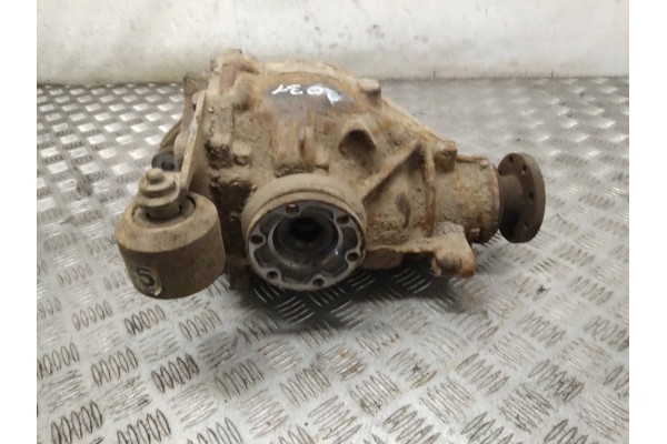 Rear reducer BMW 3 E46 726158 2 0L diesel 110kW 2004 Part manufacturer BMW OE