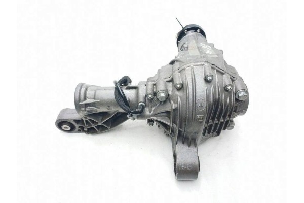 Front reducer MERCEDES BENZ GL X166 A1663300300 4 7L gasoline 320kW Part manufacturer Mercedes Benz OE