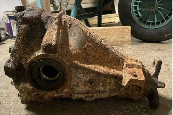 Rear reducer MERCEDES BENZ C W203 RATIO327 2 3L gasoline 95kW 2001 Car type passenger cars