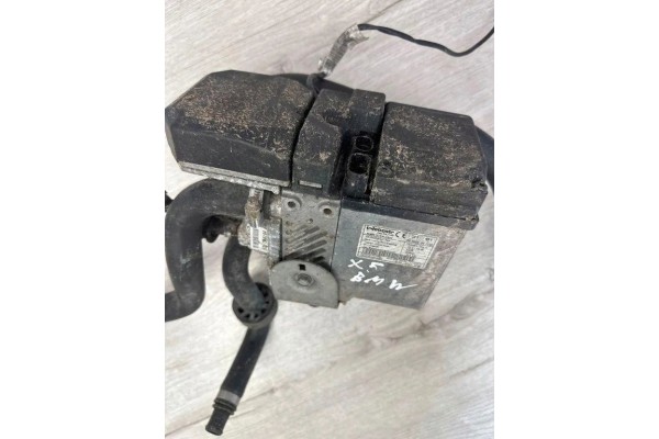 Webasto BMW X5 E53 000002031232 3 0L diesel 160kW 2005 Part manufacturer BMW OE