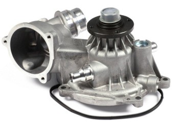 Coolant pump P483 for BMW 5 E60 5 E61 6 E63 6 E64 7 Catalog number of the part VIC 210048