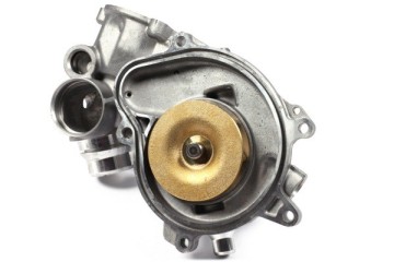 Coolant pump P483 for BMW 5 E60 5 E61 6 E63 6 E64 7 Car type passenger cars