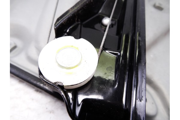 5K0959794 ELEVALUNAS TRASERO DERECHO SKODA OCTAVIA COMBI (1Z5) Ambition 2012 5K0959794 211482 SKODA - 4