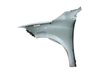 BLANCA ALETA DELANTERA DERECHA RENAULT MEGANE III COUPE Dynamique 2012 BLANCA 211327 RENAULT - 1