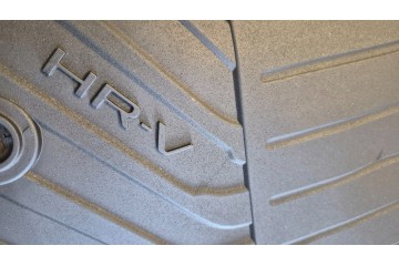 RUBBER RUGS FRONT REAR SET HONDA HR V 2021 08P173M0610 ORIGINAL Packaging status original
