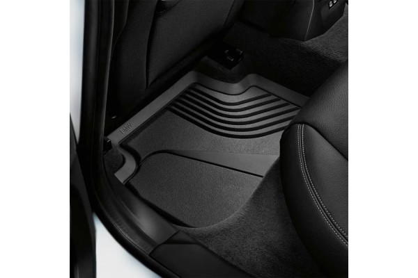 Set of rugs and trunk mats BMW Series 1 F40 F70 Catalog number of the part Komplet dywanikow i maty