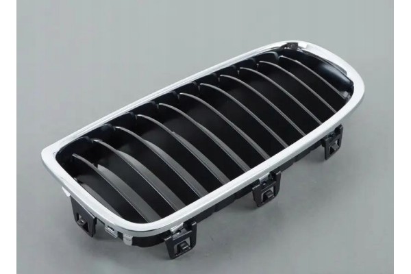 OEM BMW F30 F30N F31 Left Radiator Grill 51137255411 Catalog number of the part 51137255411