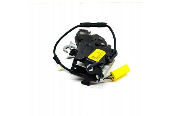 BMW 5 G30 FRONT RIGHT LOCK MASK BOTTOM PART 51237347411 Catalog number of substitutes 7347411