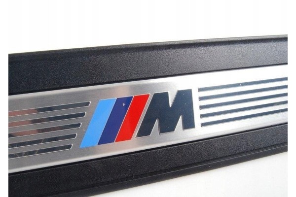 Original left entry cover for BMW 5 Series F10 F11 51478050053 Catalog number of the part 51478050053