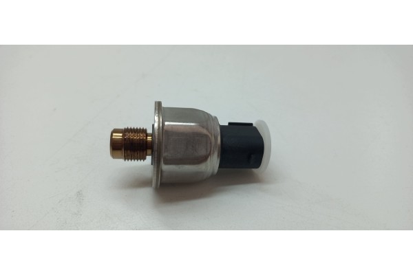 A0025428418 NEW ORIGINAL BRAKE PUMP PRESSURE SENSOR MERCEDES Packaging status original